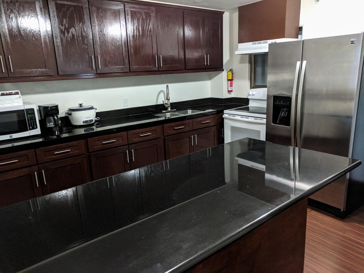 טומון Oceanview Hotel And Residences מראה חיצוני תמונה